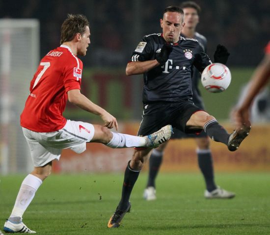 会议强调了 会议强调了